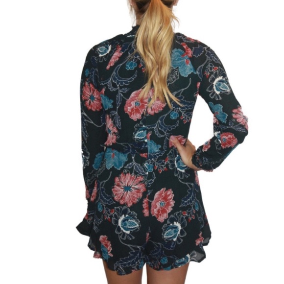 NWT ASTR the Label Eva Romper Dark Green Floral Jumper - Picture 8 of 11